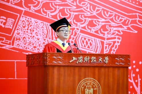 刘元春校长在2023届毕业生毕业典礼上的讲话